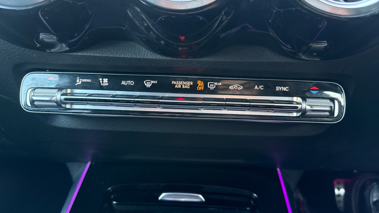 Mercedes-Benz GLB 200 AMG Line Premium 5dr 7G-Tronic Petrol Estate